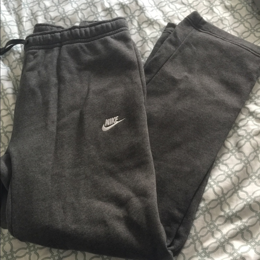 Gray Nike Sweatpants